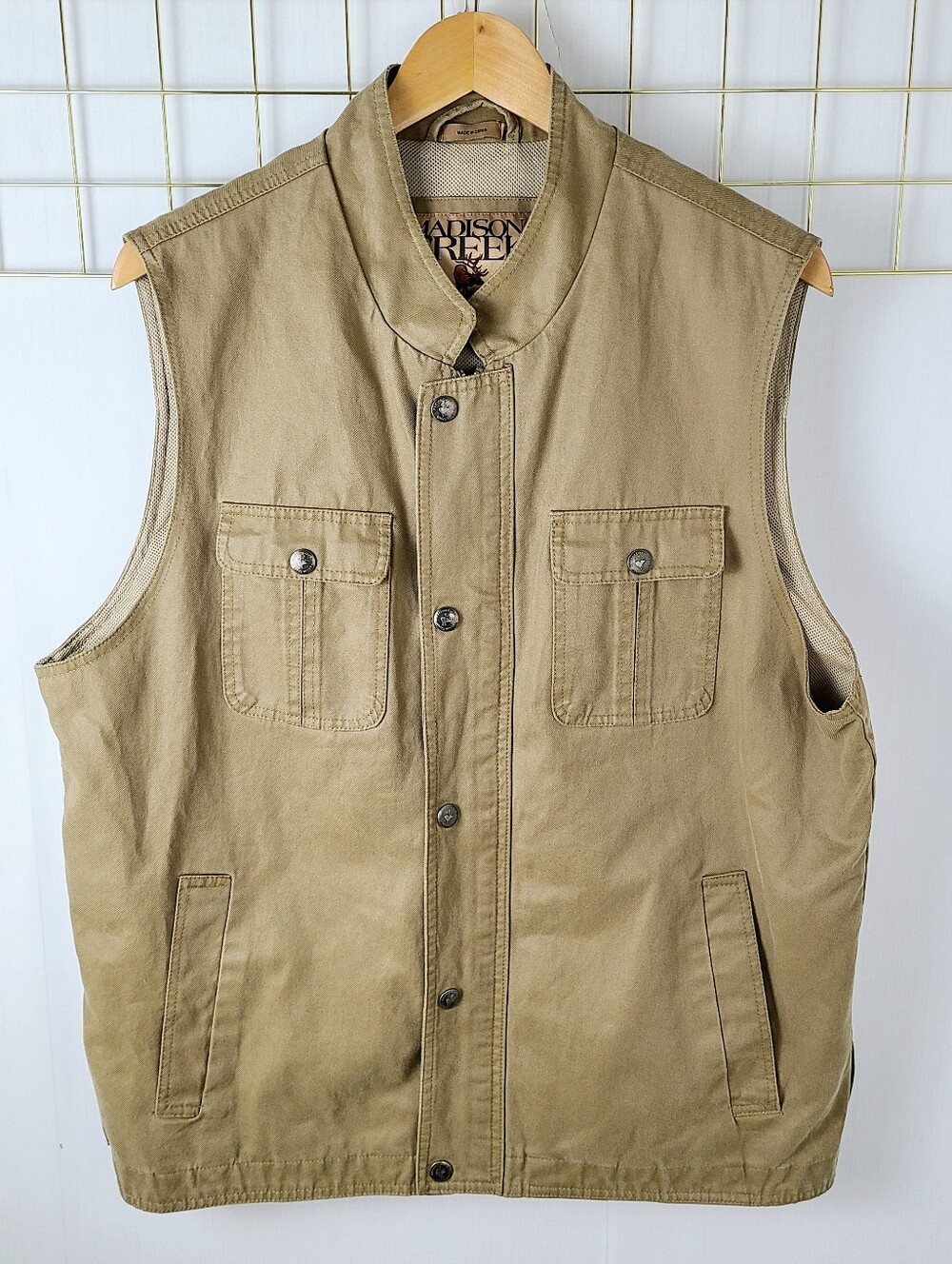 Madison Creek Outfitters Mens Veat Large Tan Hunting Utility Chore Barn